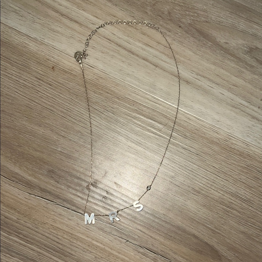 Gold MRS necklace